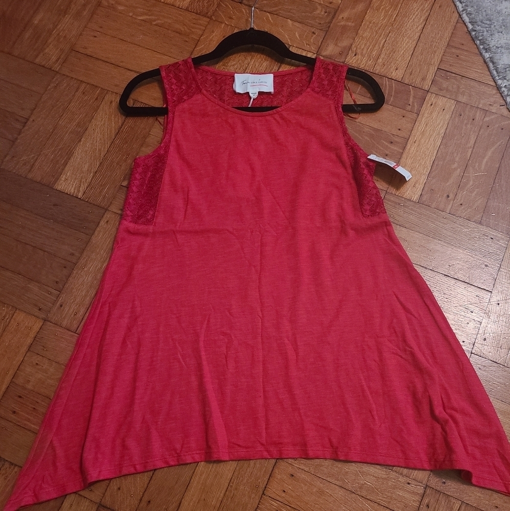 Two by vince camuto top